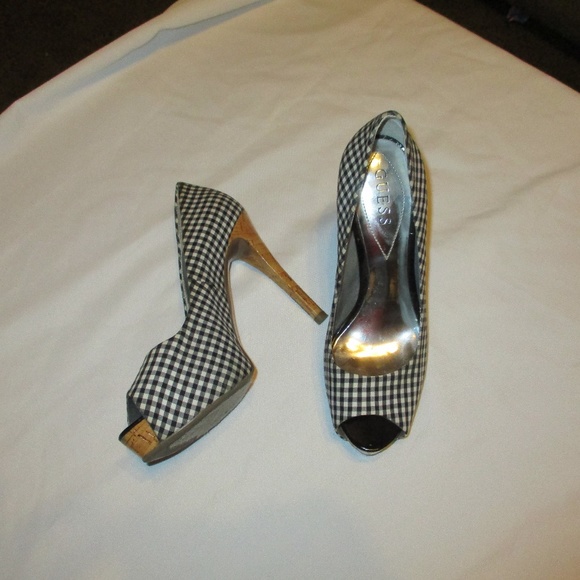Guess Black White Gigham Peep Toe Heel SZ 8M - Picture 3 of 5